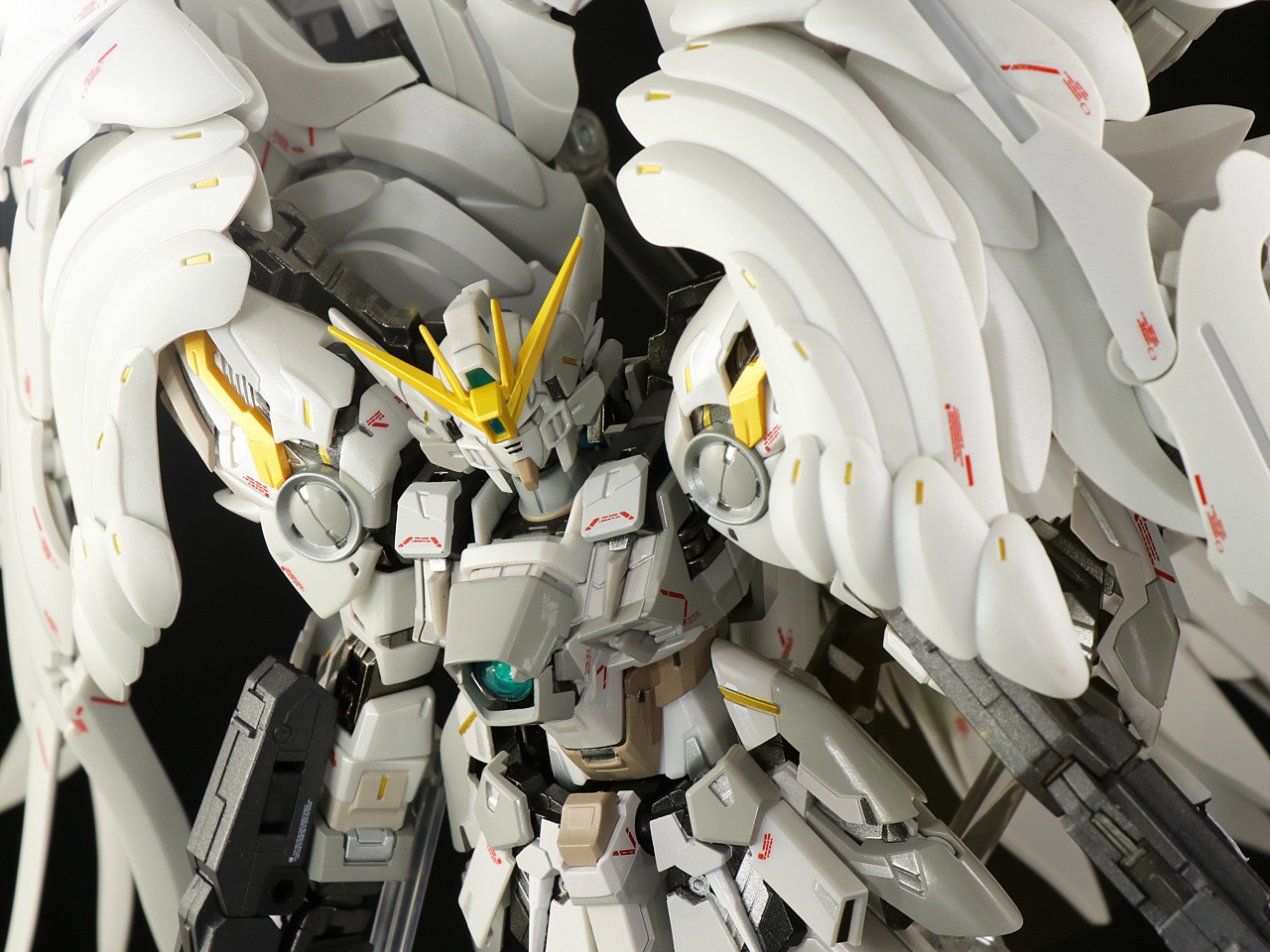 GUNDAM FIX FIGURATION METAL COMPOSITE ウイングガンダムスノー