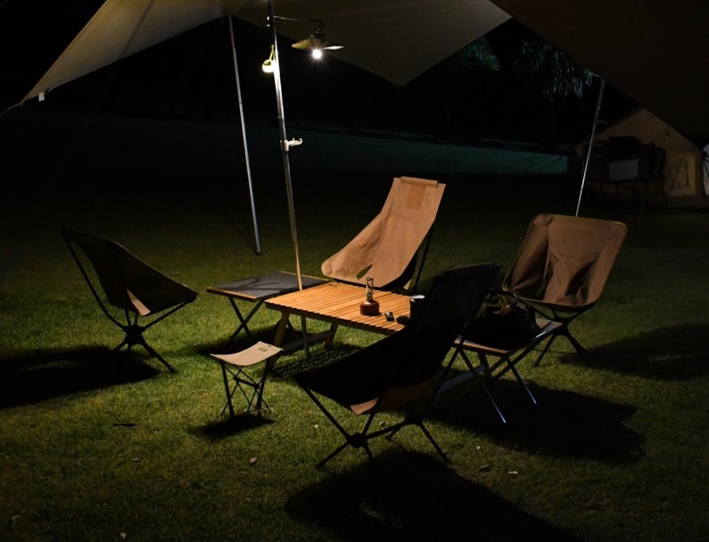 キャンプチェアはヘリノックス「スウィベルチェア」が最強な理由