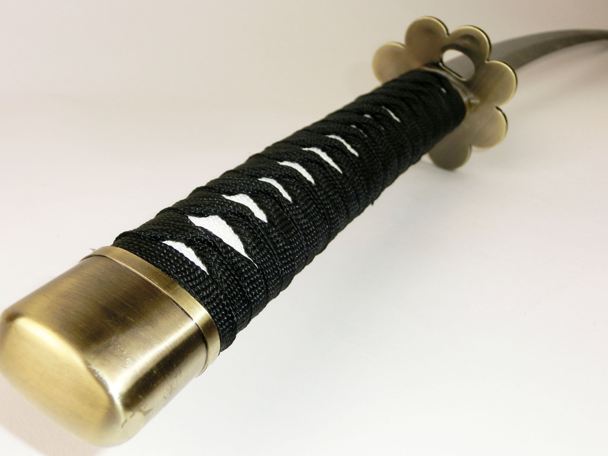 秋水 しゅうすい 海賊刀 日本刀 模造刀 武士刀 木製 木 コスプレ 飾り