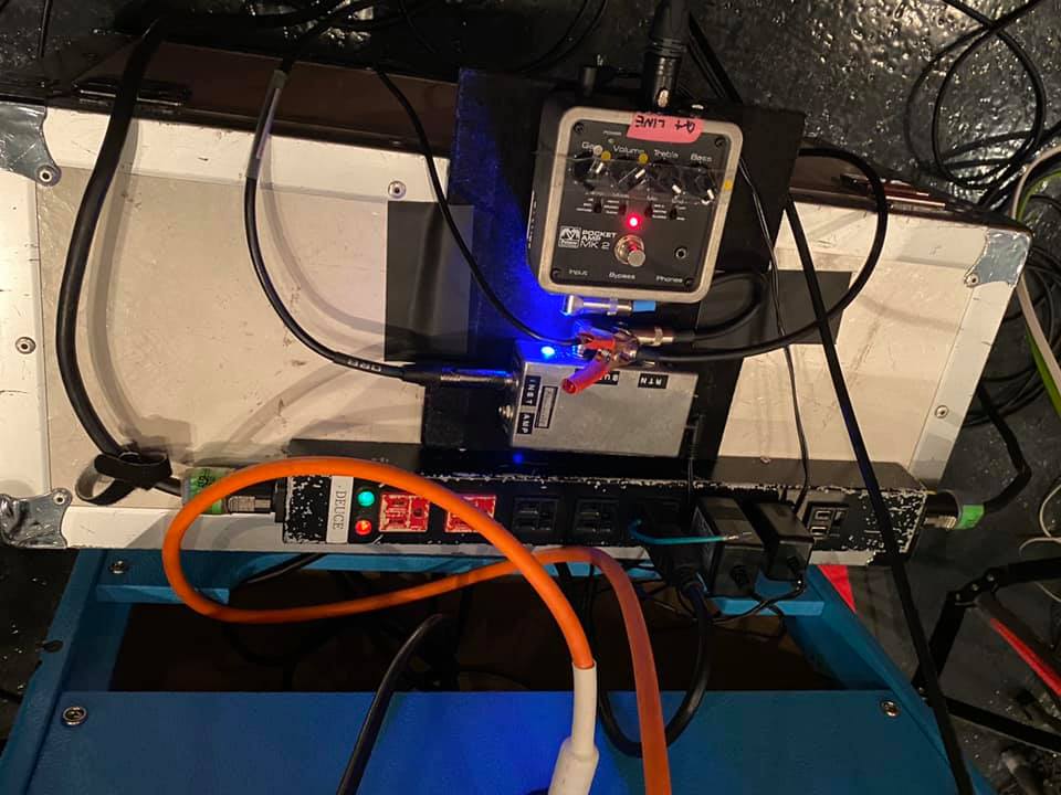 常田大希の使用機材 – ギター、エフェクター、アンプ、マイクなど