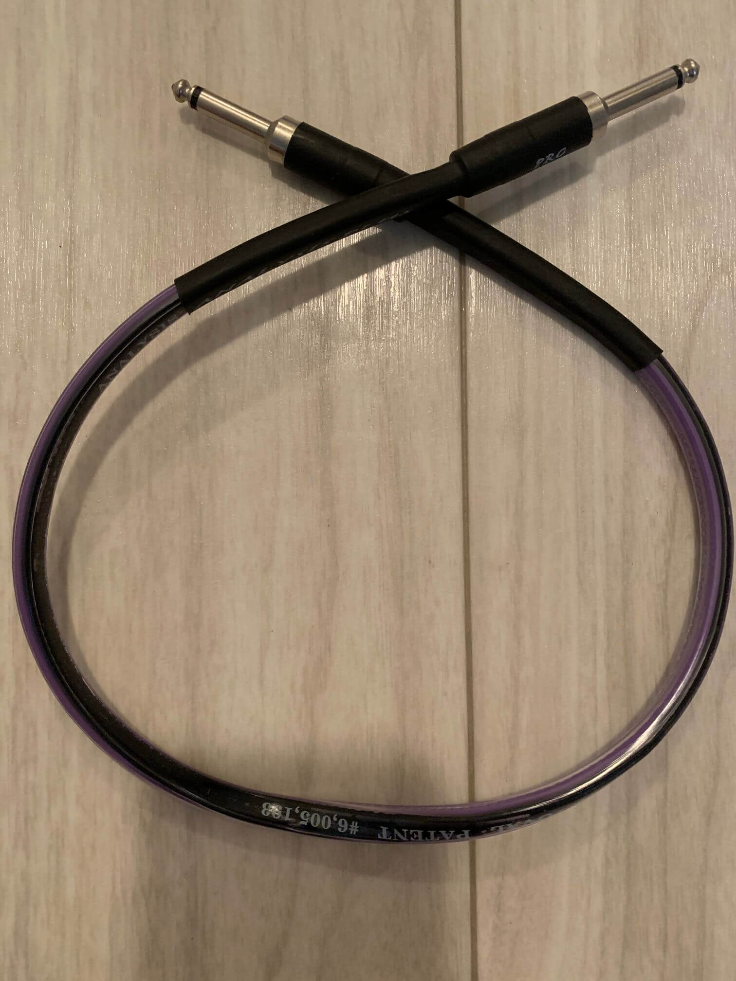 存在感のあるサウンド】Colossal Cable Colossus Speaker Cable