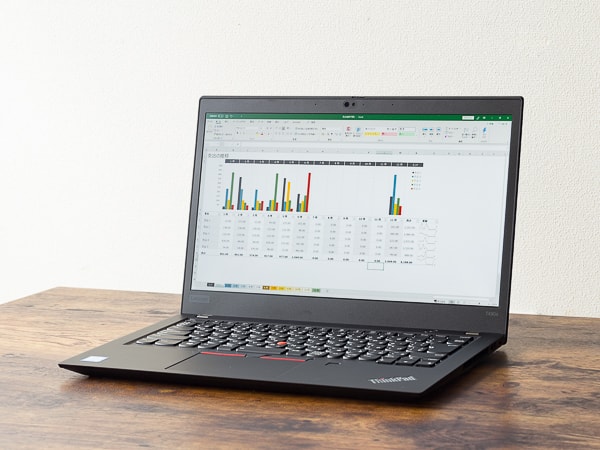 ThinkPad T490s レビュー：携帯性とパフォーマンスのバランスに優れた