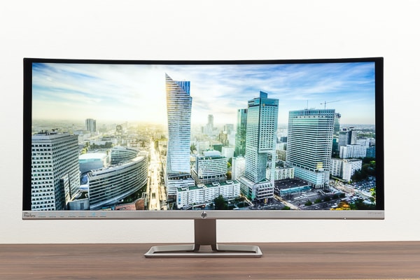 HP 34f カーブドディスプレイ レビュー：使ってわかった21:9湾曲