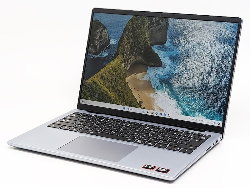 Ryzen 7 8840HS＋32GBメモリー搭載で8万9224円！ デルInspiron 14が