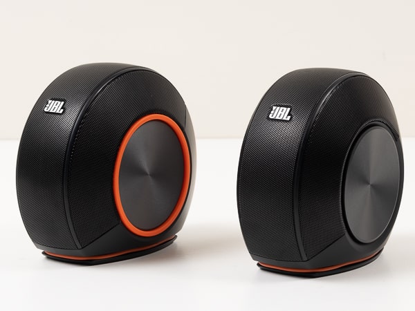 JBL Pebblesレビュー：アウトレットがお得なUSB接続のPC用パワフル