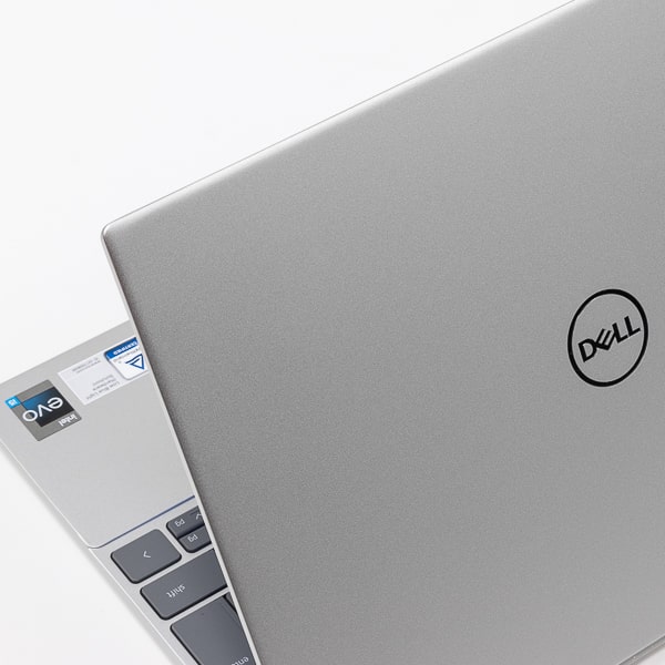 デルInspiron 13 5330レビュー：インテル第13世代搭載の13.3インチ