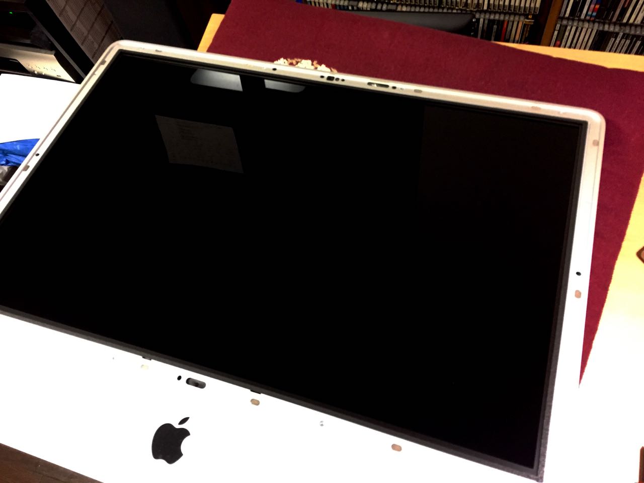 iMacのHDDからSSDへの換装（iMac Early 2008） – 私は何から出来ている