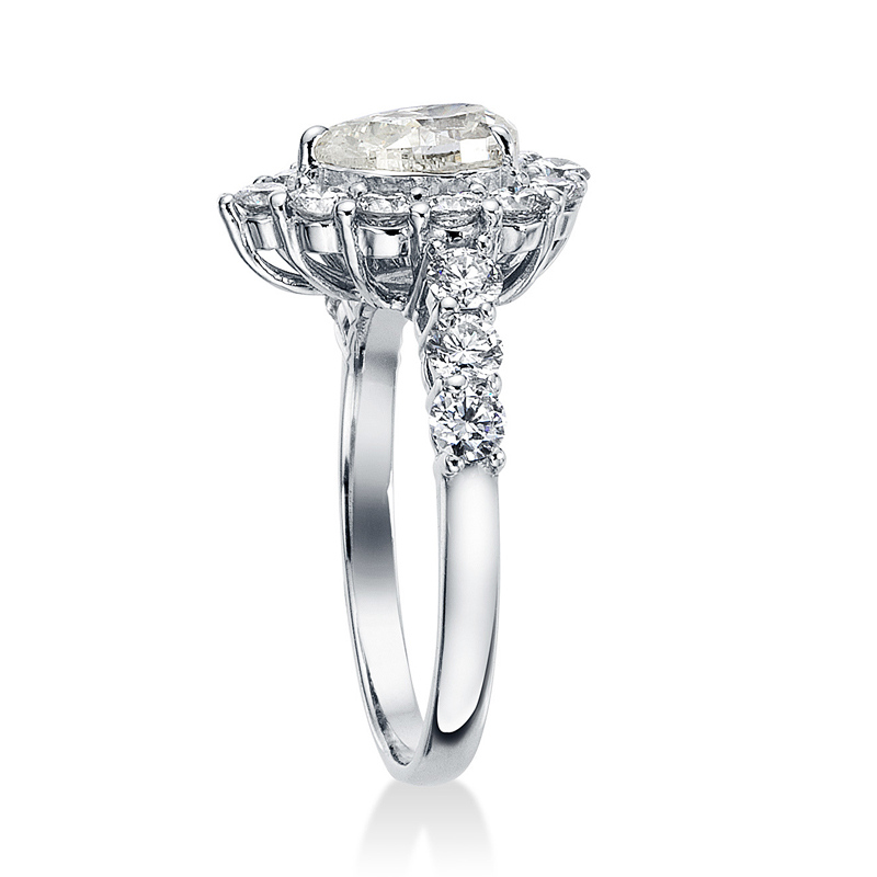 プラチナ ダイヤモンド リング （中石1.014ct 脇石1.03ct・SI-2クラス