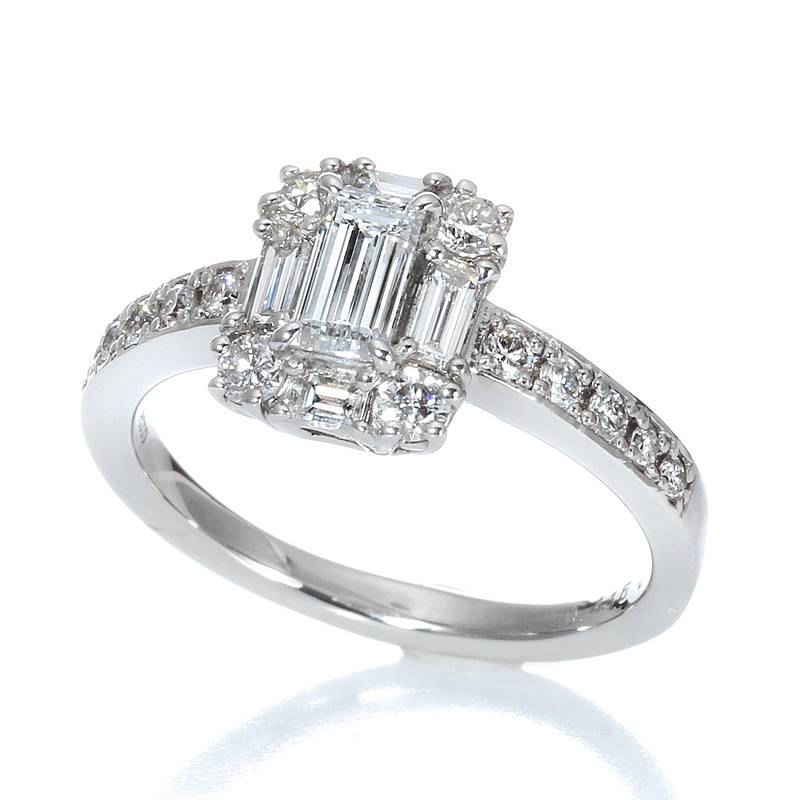 プラチナ ダイヤモンド リング（中石0.415ct 脇石0.63ct・Dカラー VS-1