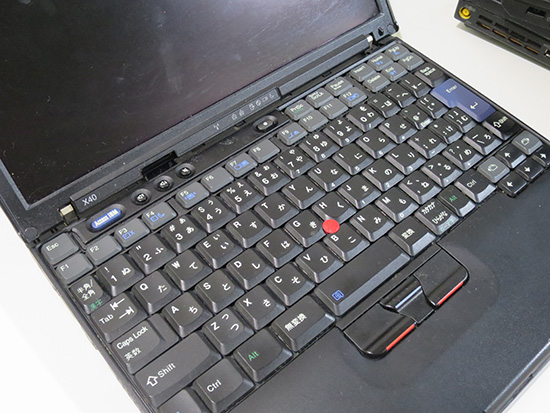 IBM ThinkPad X40 名機と対面。最近のXシリーズを並べてみた