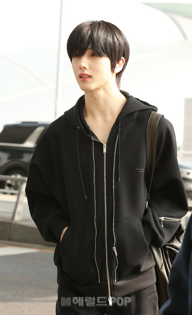 フォト】「NCT DREAM」チソン＆ジェノ＆ロンジュン、マカオに出国 | K