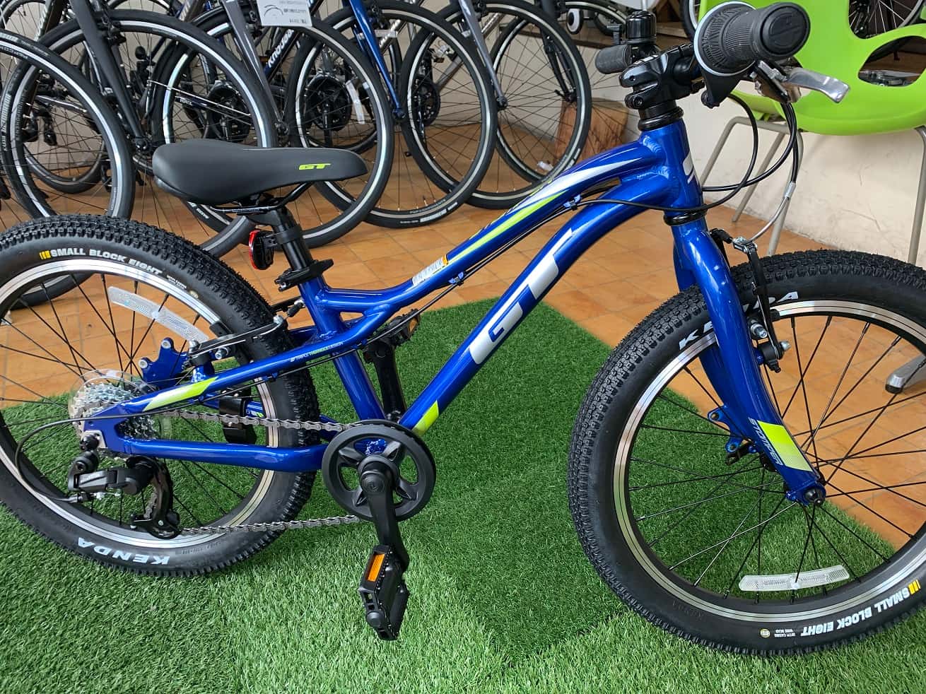 東京東部周辺 引取り限定】子供用自転車 20インチ 青 子供用 自転車 20