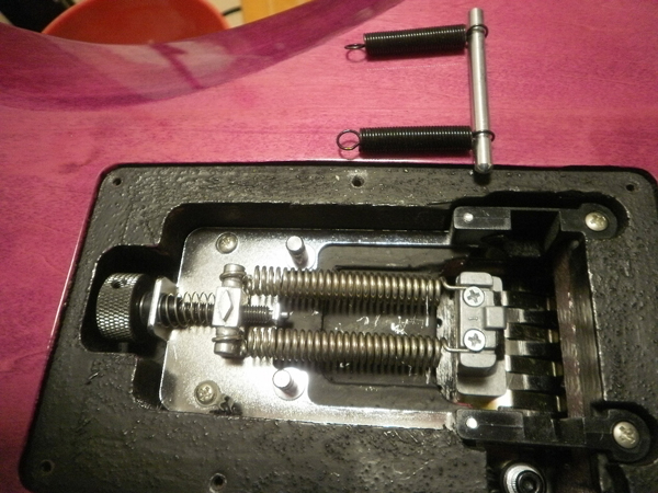 □Ibanezのトレモロシステム「ゼロ・ポイント・システム」の良い点