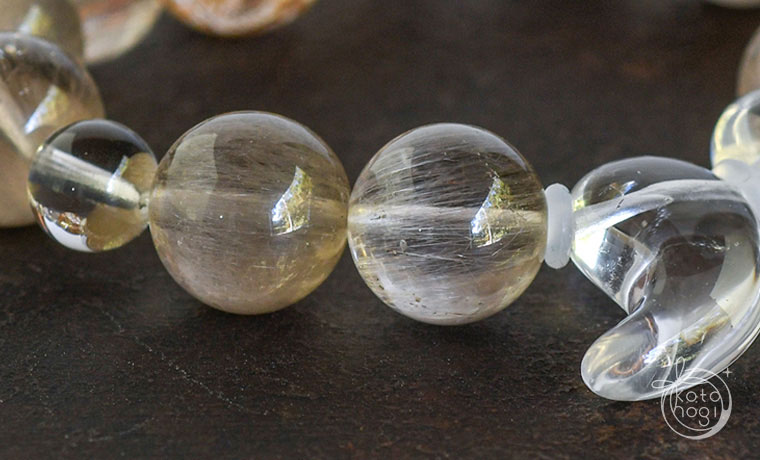 サゲニティッククォーツ - 天然石で作るお守りブレスレット、お守り