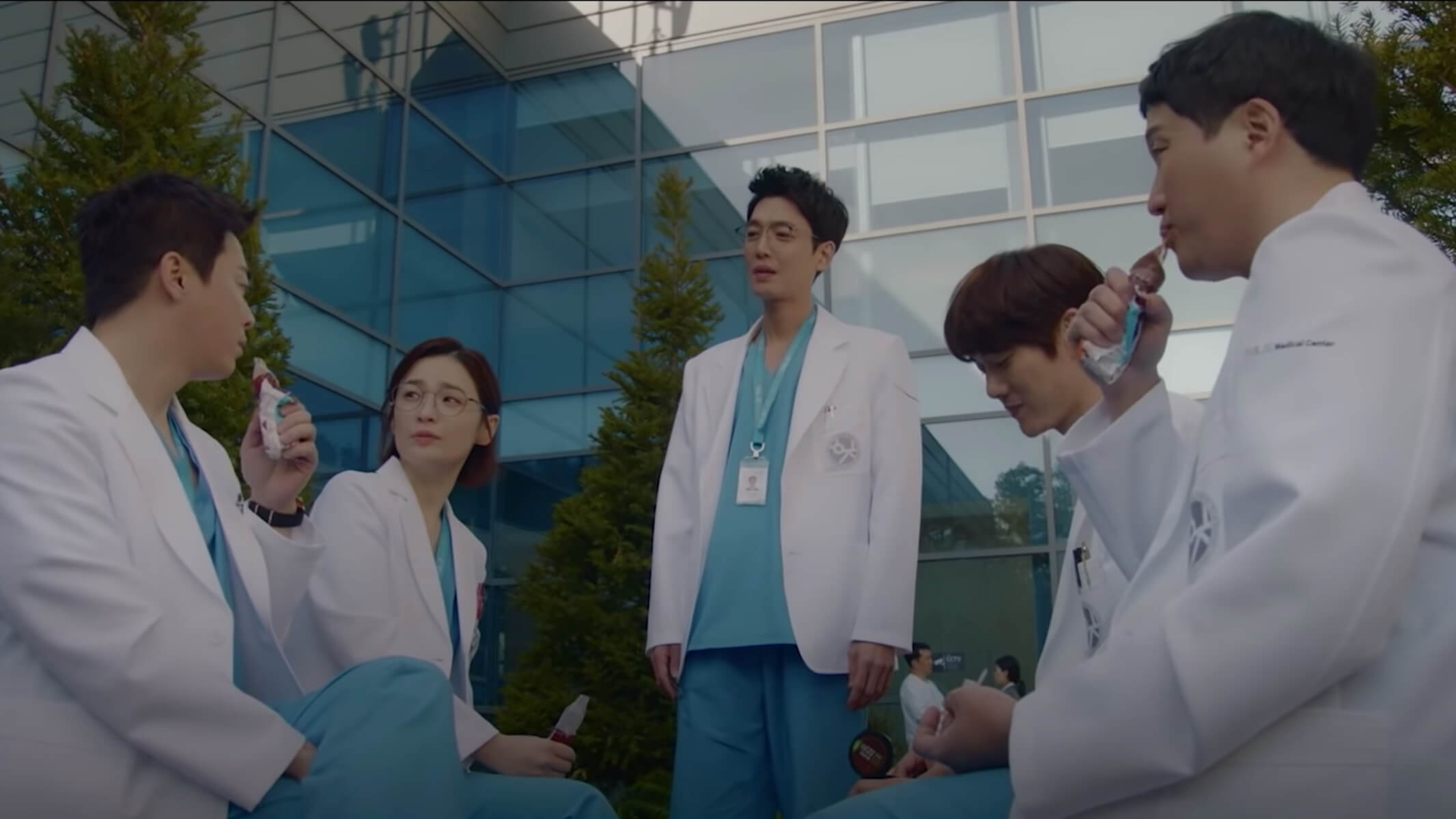 ドラマ『賢い医師生活』OSTまとめ！全13曲紹介〜キュヒョン、フィイン