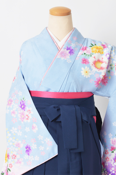 卒業袴［水色/花模様］｜着物レンタルあき (来店着付け無料・全国配送無料)