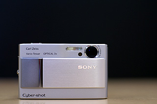 コンパクトでブレない、とっても使いやすいサイバーショット「DSC-T10