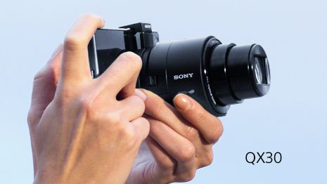 光学30倍(24mm~720mm）の広角から超望遠までの撮影ができるレンズ