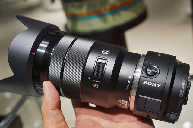 レンズスタイルカメラ「ILCE-QX1」にレンズをいろいろくっつけてみた