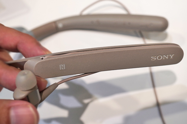 ワイヤレスノイズキャンセリングステレオヘッドセット「WI-1000X」を