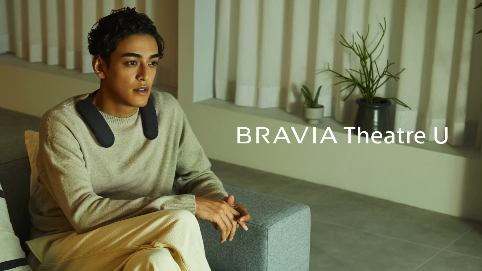 ワイヤレスネックバンドスピーカー最新モデル BRAVIA Theater U「HT