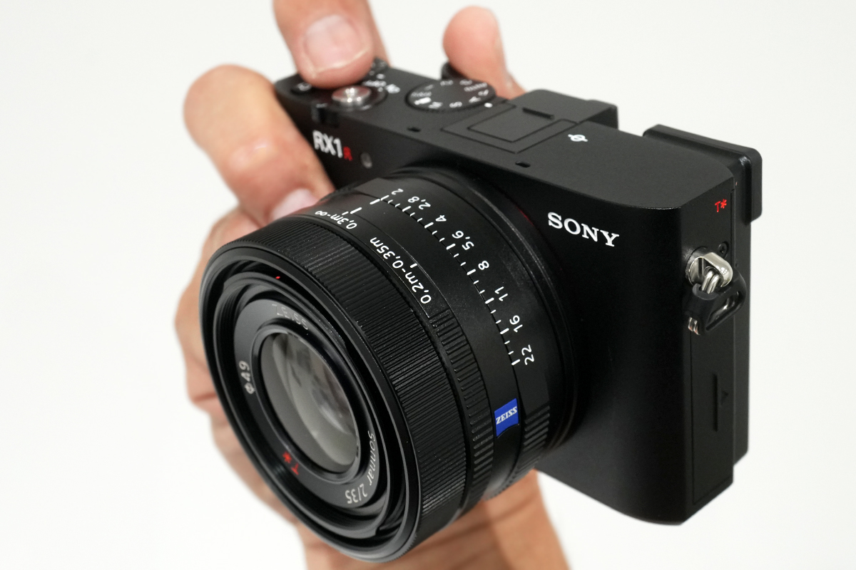 RX1R III」（DSC-RX1RM3）ソニーストア実機レビュー。最新性能を