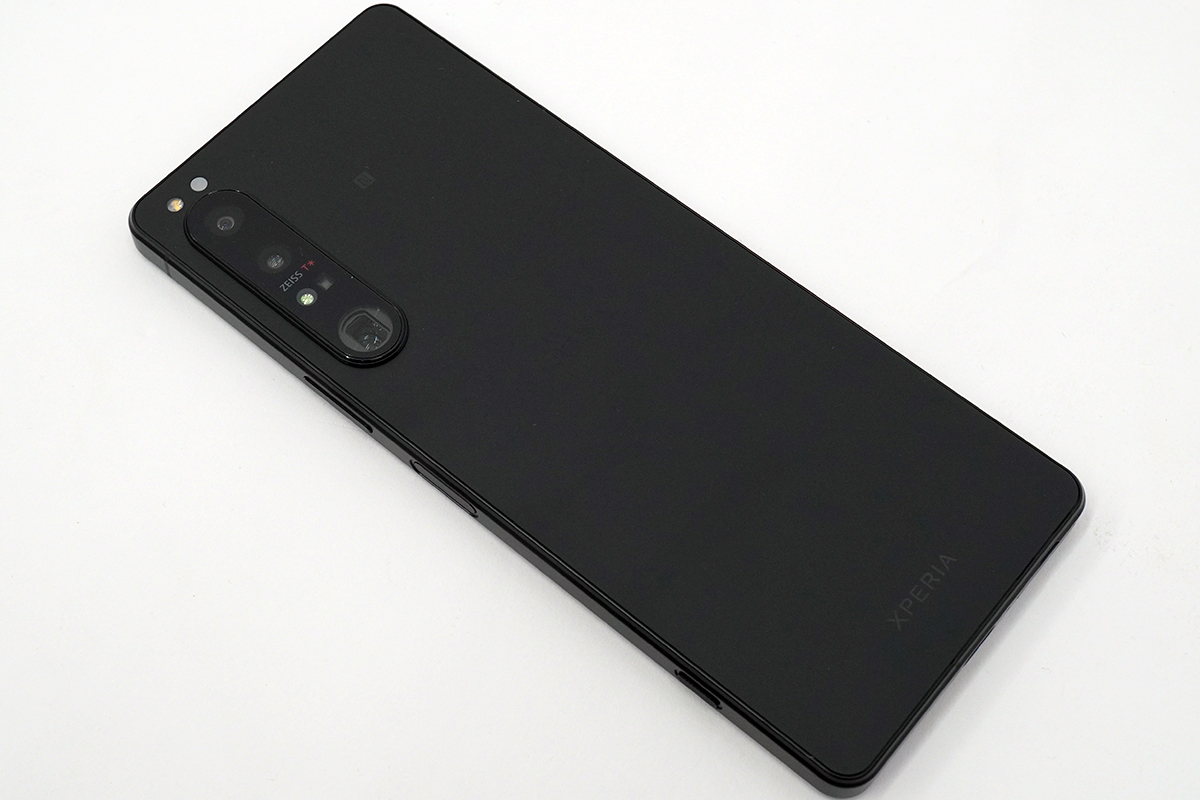 SIMフリーモデル「 Xperia 1 IV （XQ-CT44）」を開封。エコパッケージ
