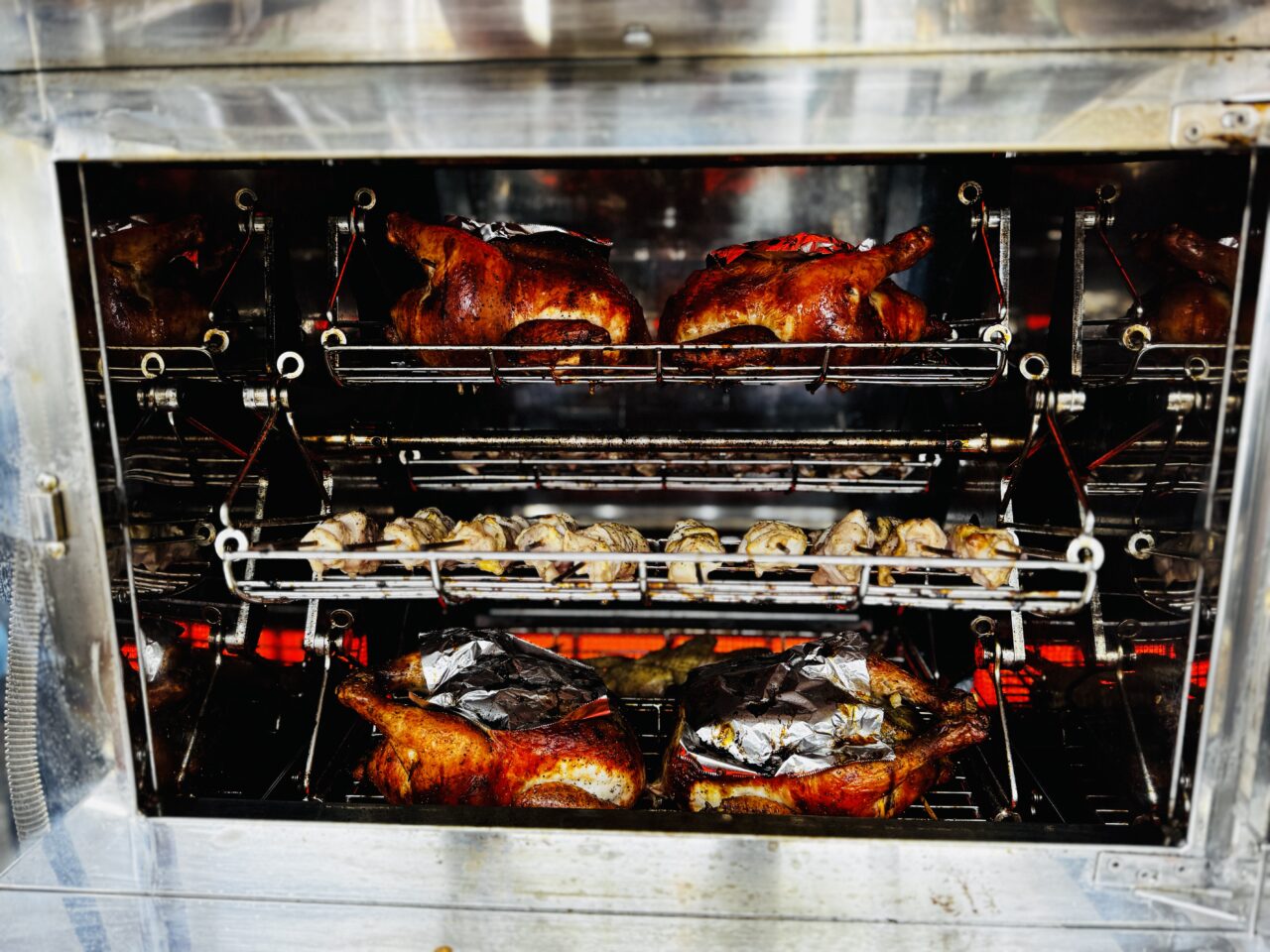 幸手市周辺】岡山で1日3,000本売れたあの「名物串焼」が楽しめる