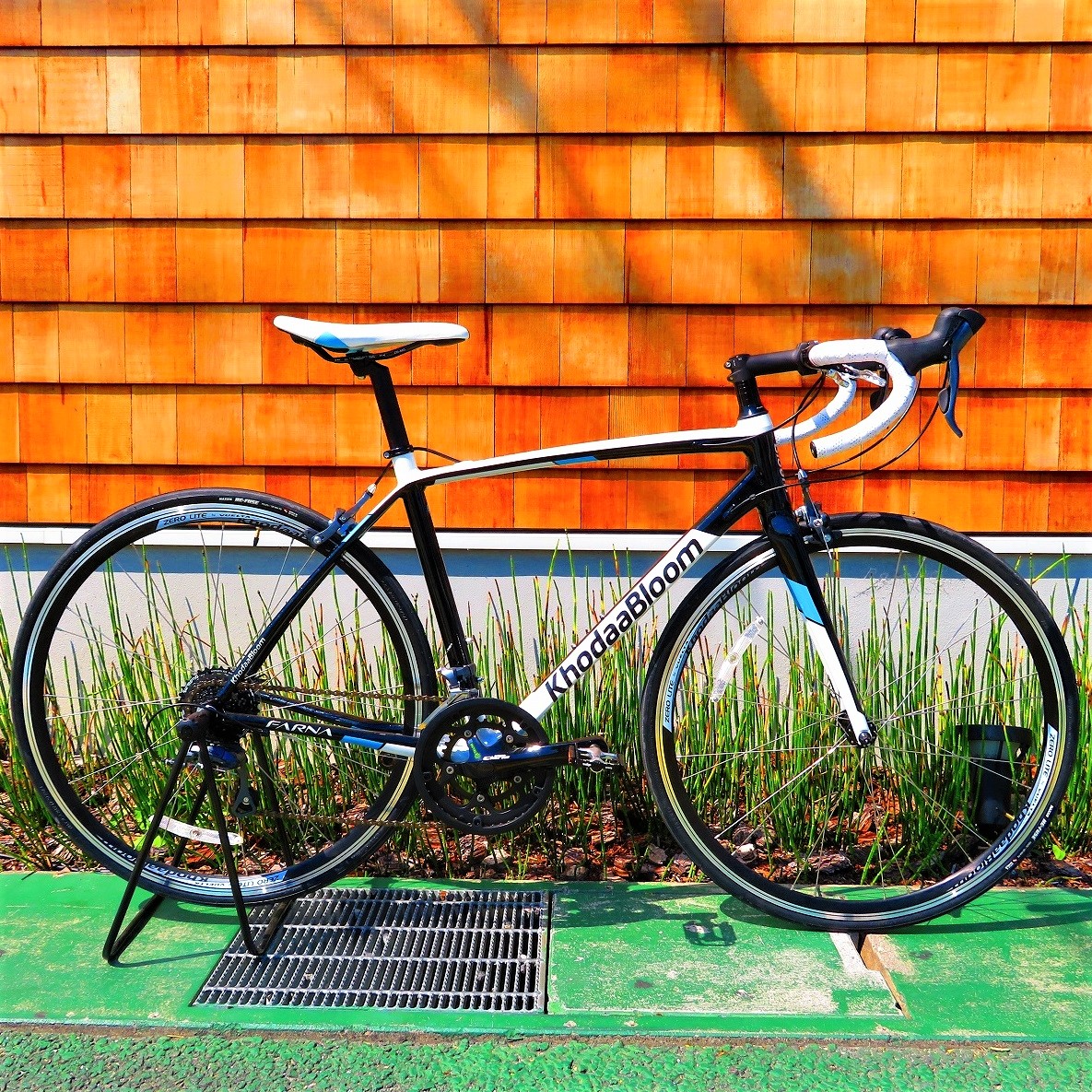 KhodaaBloom FARNA700-Claris ～はじめてのロードバイクにオススメ