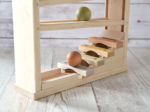 音色スロープ エドインター｜木のおもちゃ KURABOKKO