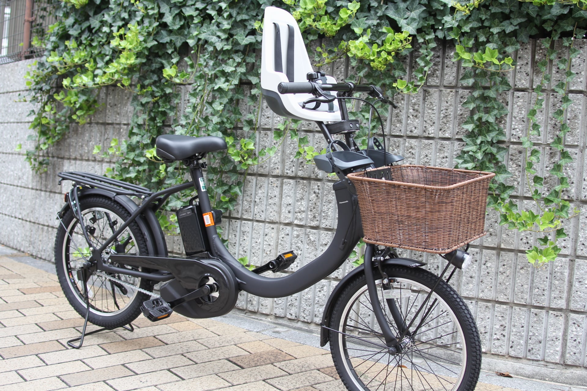 Panasonic sw 電動自転車Thuleチャイルドシート付き