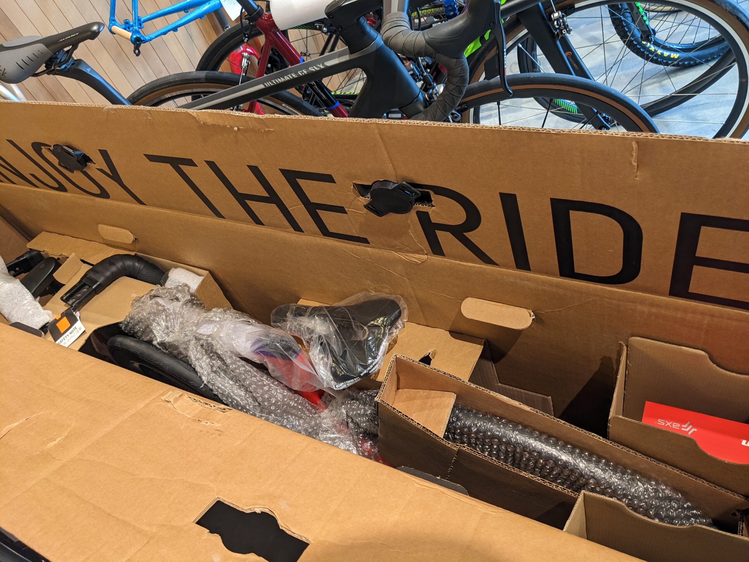 CANYON AEROAD CF SLX DISC 組み付けしました】CANYON キャニオンの