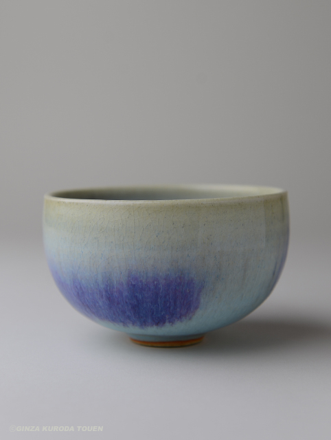 河井寛次郎 兎糸文火焔青茶碗 [鐘渓窯] | 銀座 黒田陶苑