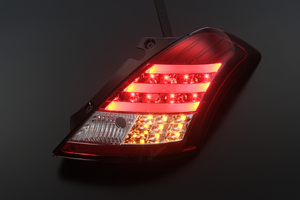 ZC32S スイフトスポーツ ファイバーLEDテールランプ 2012年11月の一部