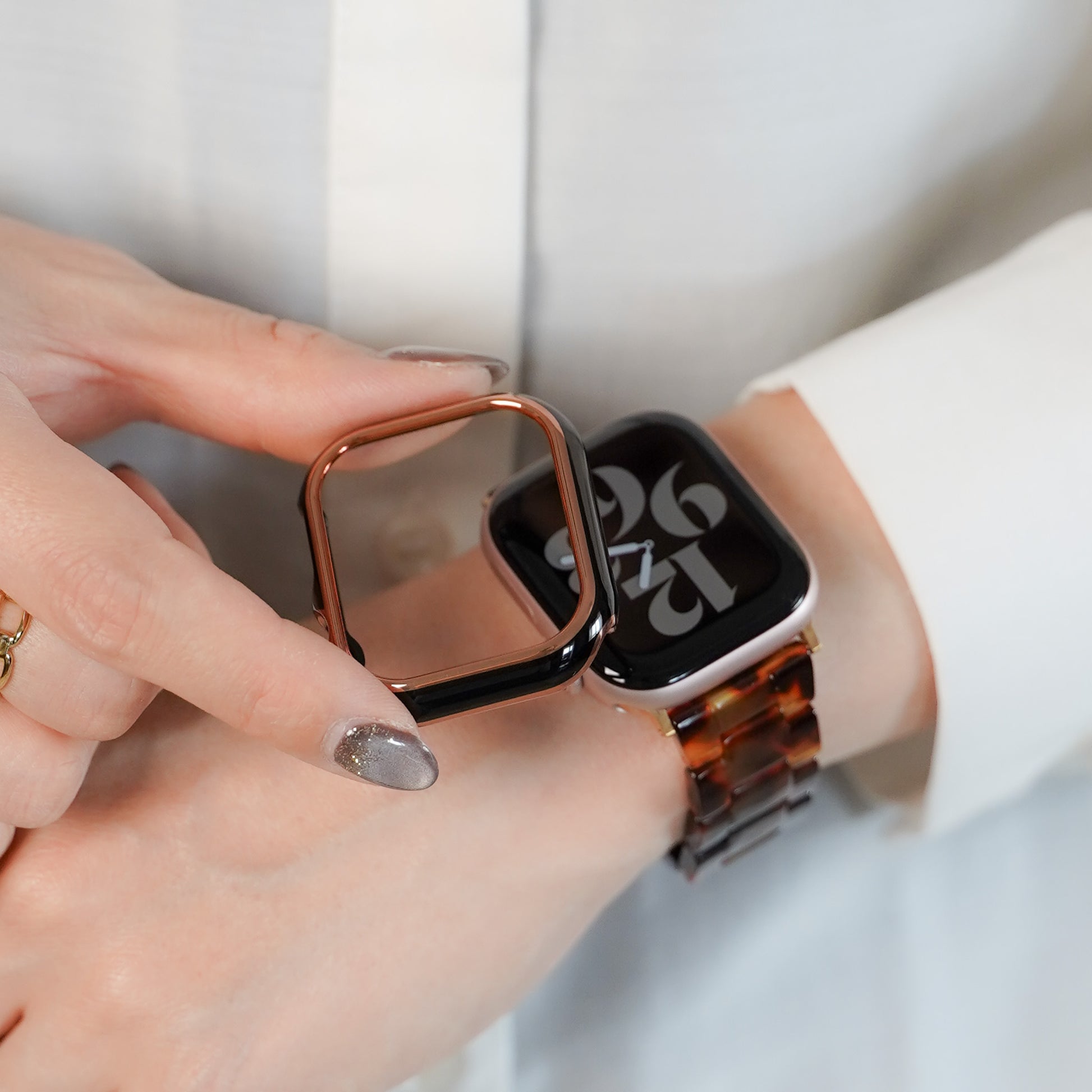 ローズゴールドライン 保護フレーム ガラスなし ハードタイプ アップル