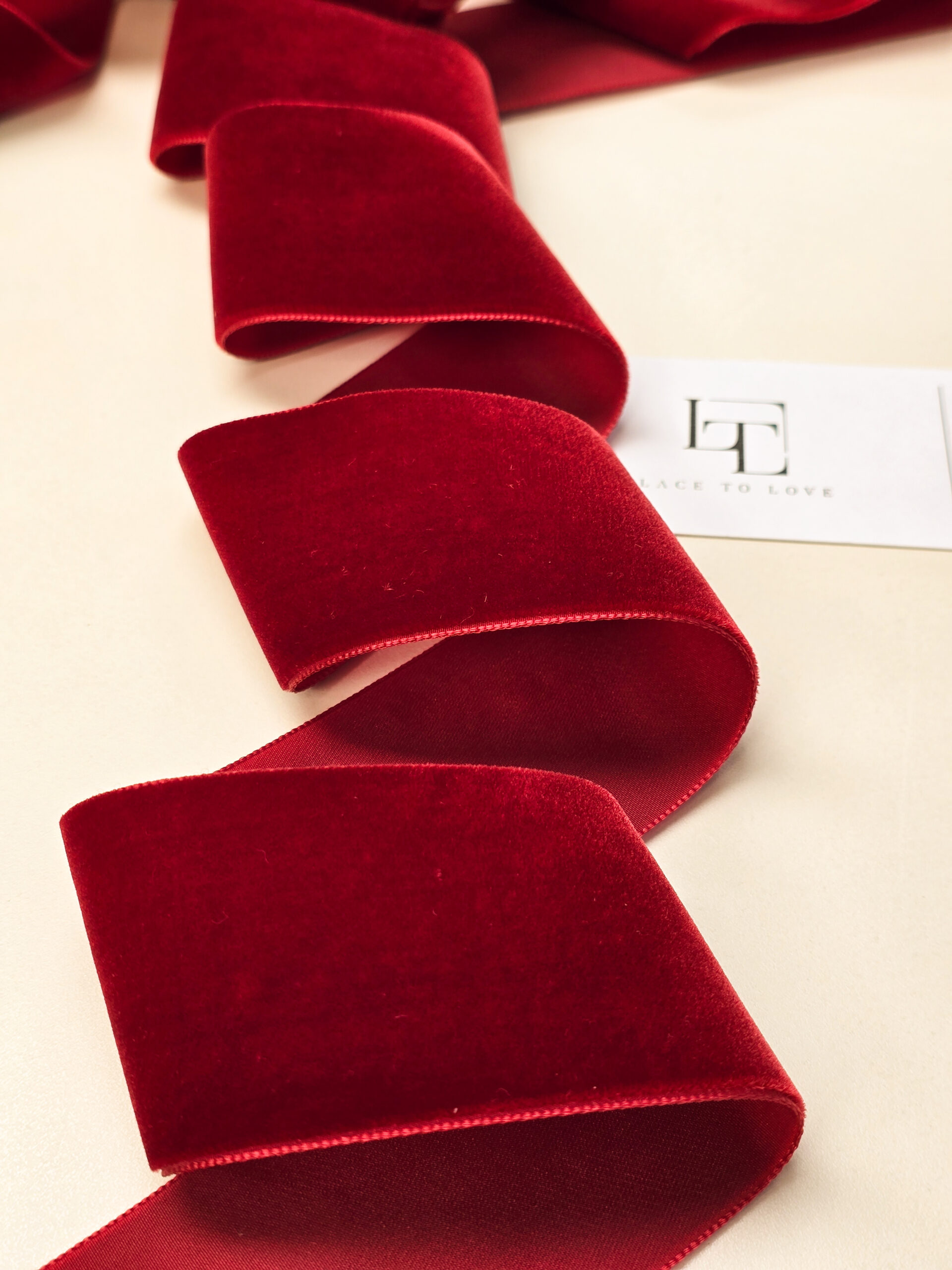 Red velvet ribbon - Lace To Love