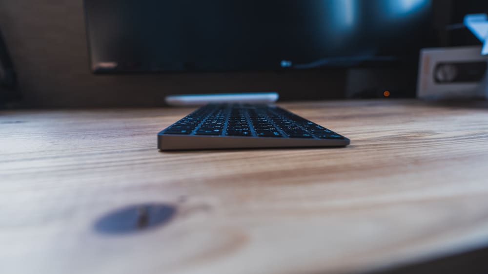 Magic keyboard スペースグレイ レビュー｜ミニマルで美しいテンキー