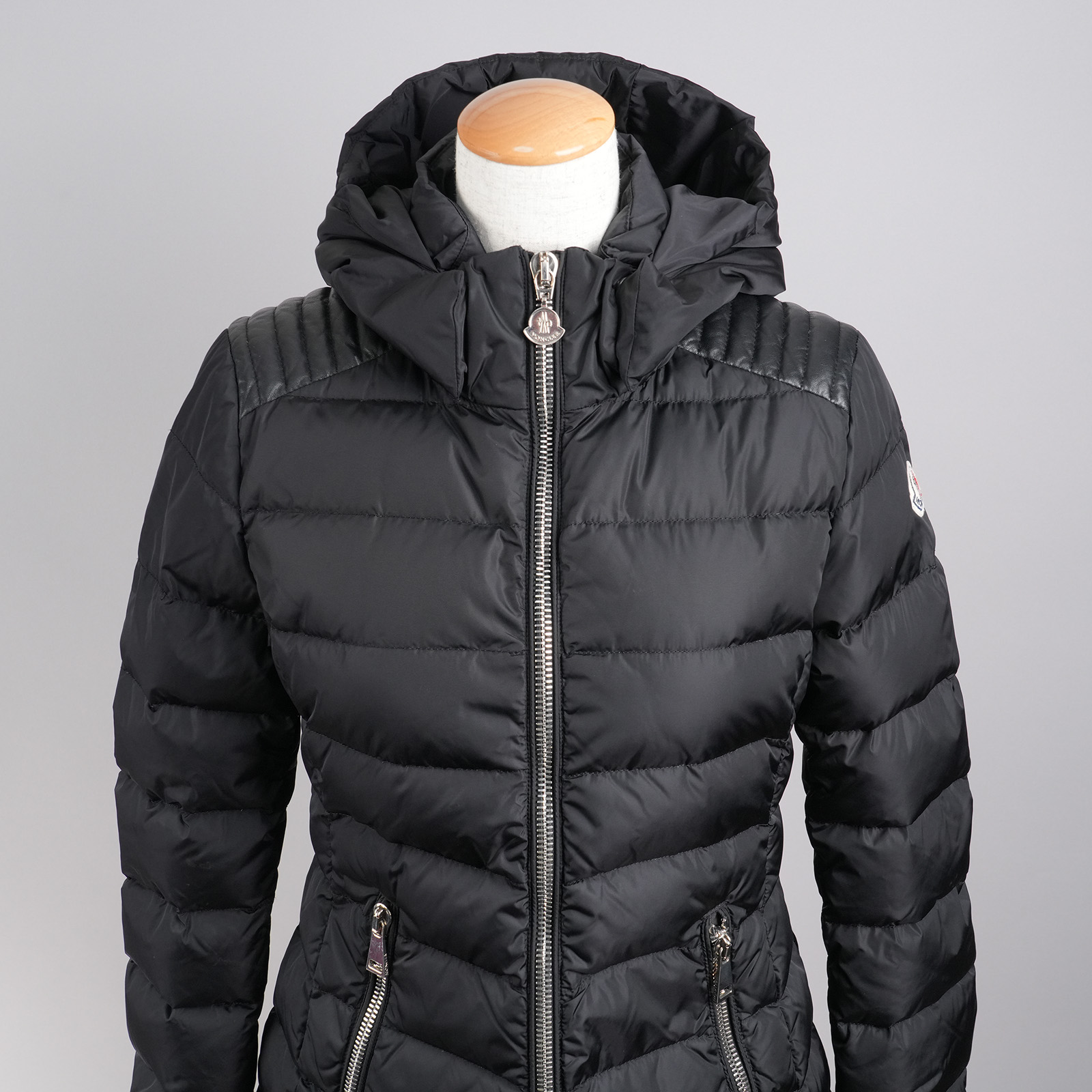 レンタル】モンクレール ダウンジャケット OROPHIN サイズ0
