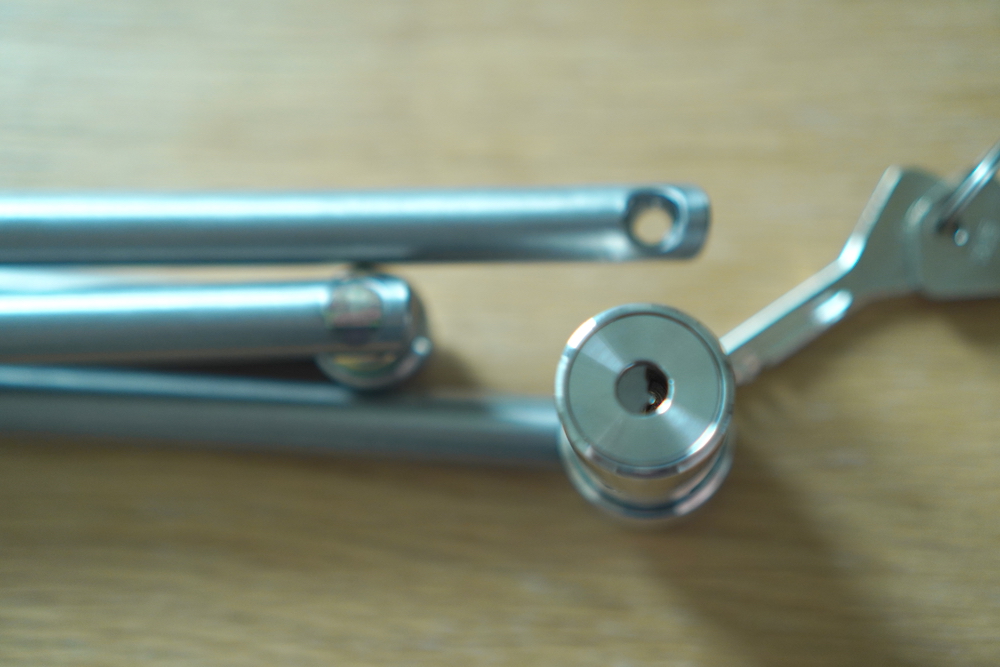 最強の軽量チタン自転車鍵「APEX Ti」レビュー