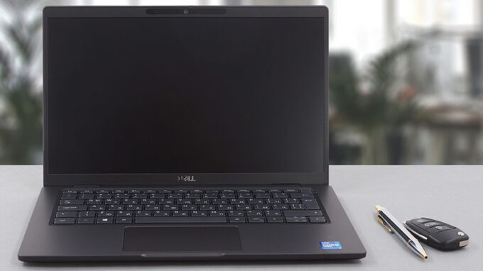 Dell Latitude 13 7320レビュー - 改めて見ると、構成の選択肢は山ほど