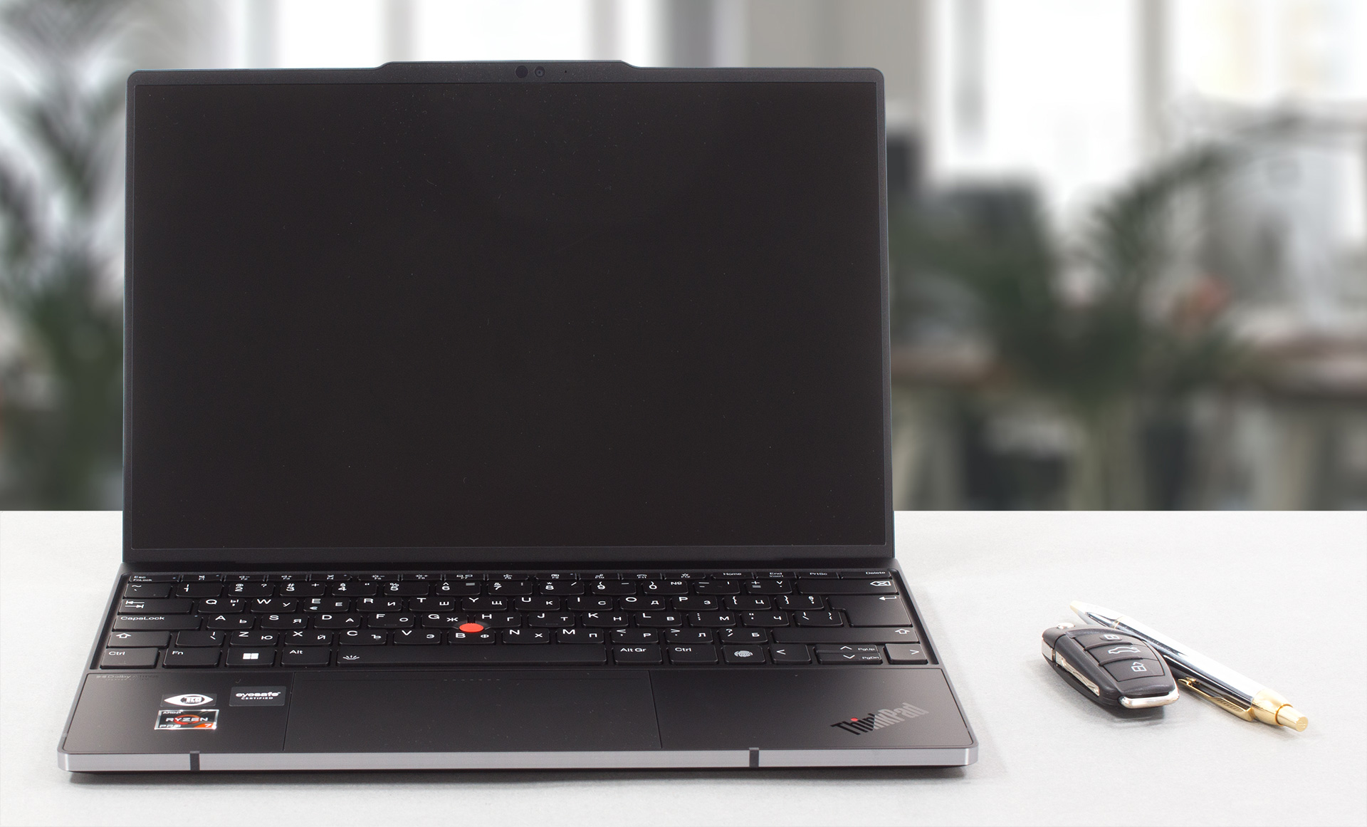 レノボ ThinkPad Z13 Gen 1 レビュー | LaptopMedia 日本