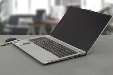 Lenovo IdeaPad 5（15インチ、2022年）レビュー | LaptopMedia 日本