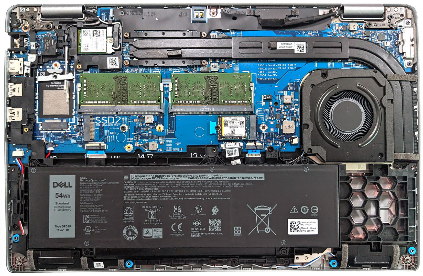 Dell Latitude 15 5540の開け方 - 分解とアップグレードオプション