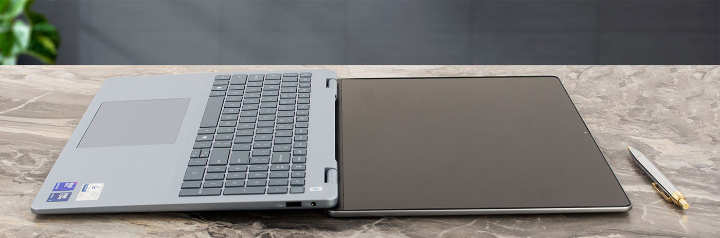 Dell 16 Plus (DB16250) レビュー - 美しいノートパソコンには暗い秘密