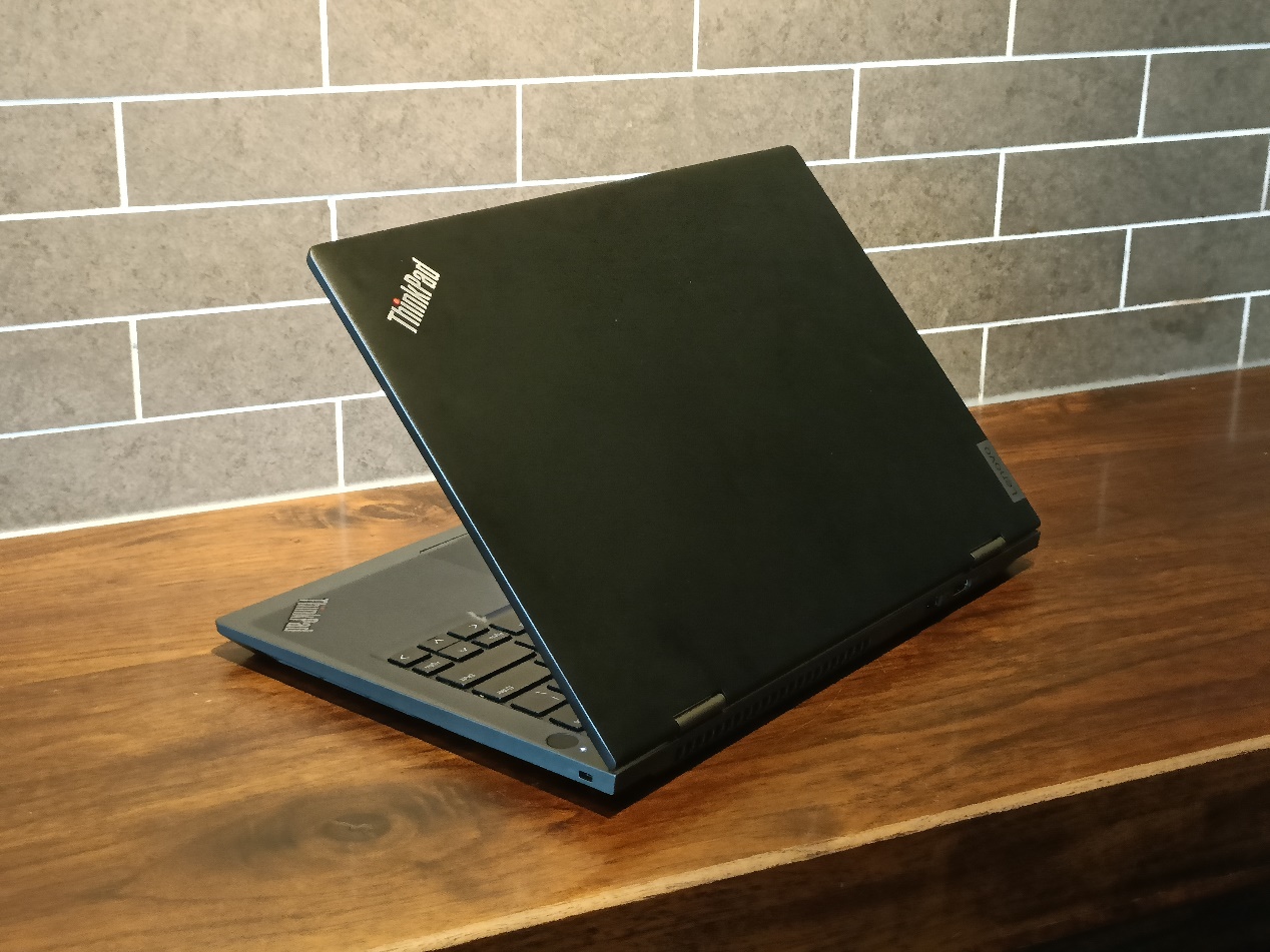 ThinkPad neo 14：高性能商务本新锐– 笔记本电脑评测