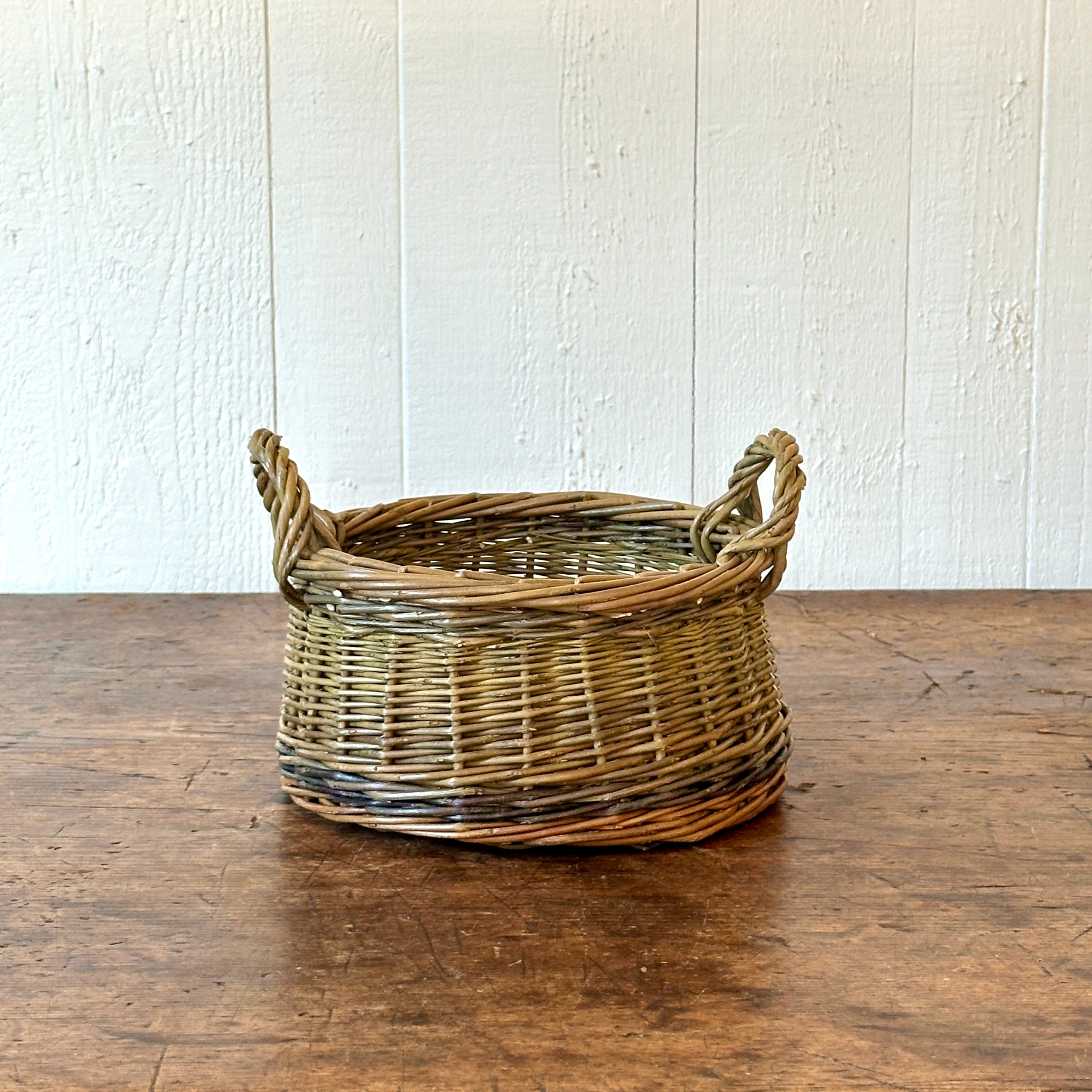 Small Willow Walnut Basket - Larger Cross