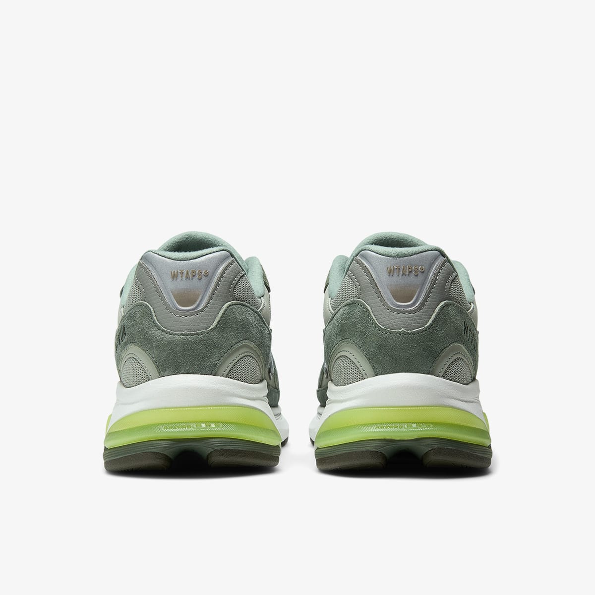 New Balance x WTAPS U2010WT Sneaker (Grey) | END. Launches