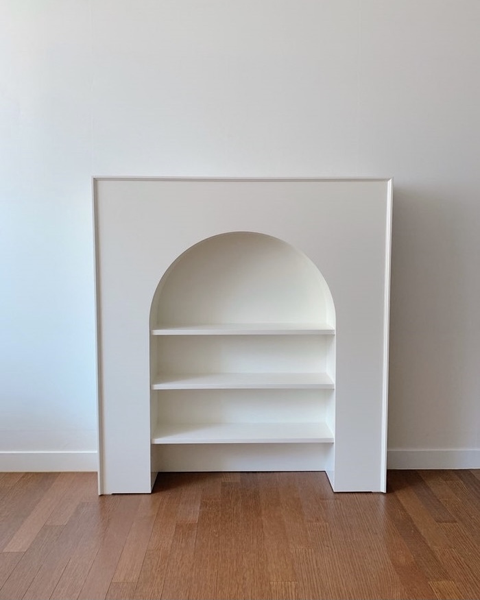 french niche mantelpiece - ホワイトマントルピース リビング収納