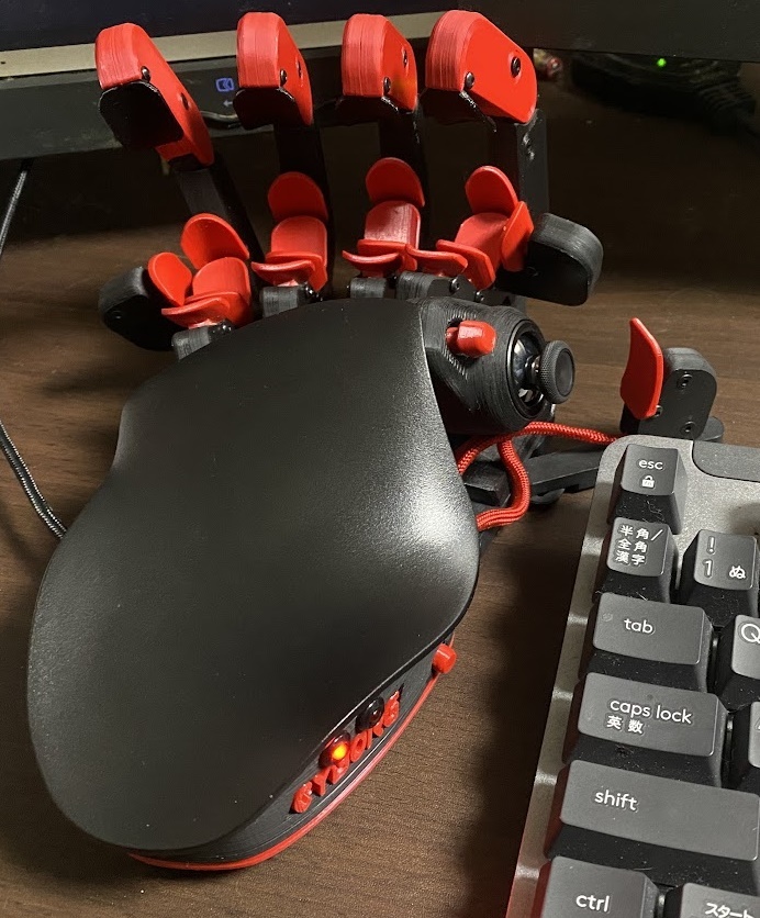 Nekoko Nekoro-girl 日記「若葉がAzeron Cyborgを買って、左手デバイス