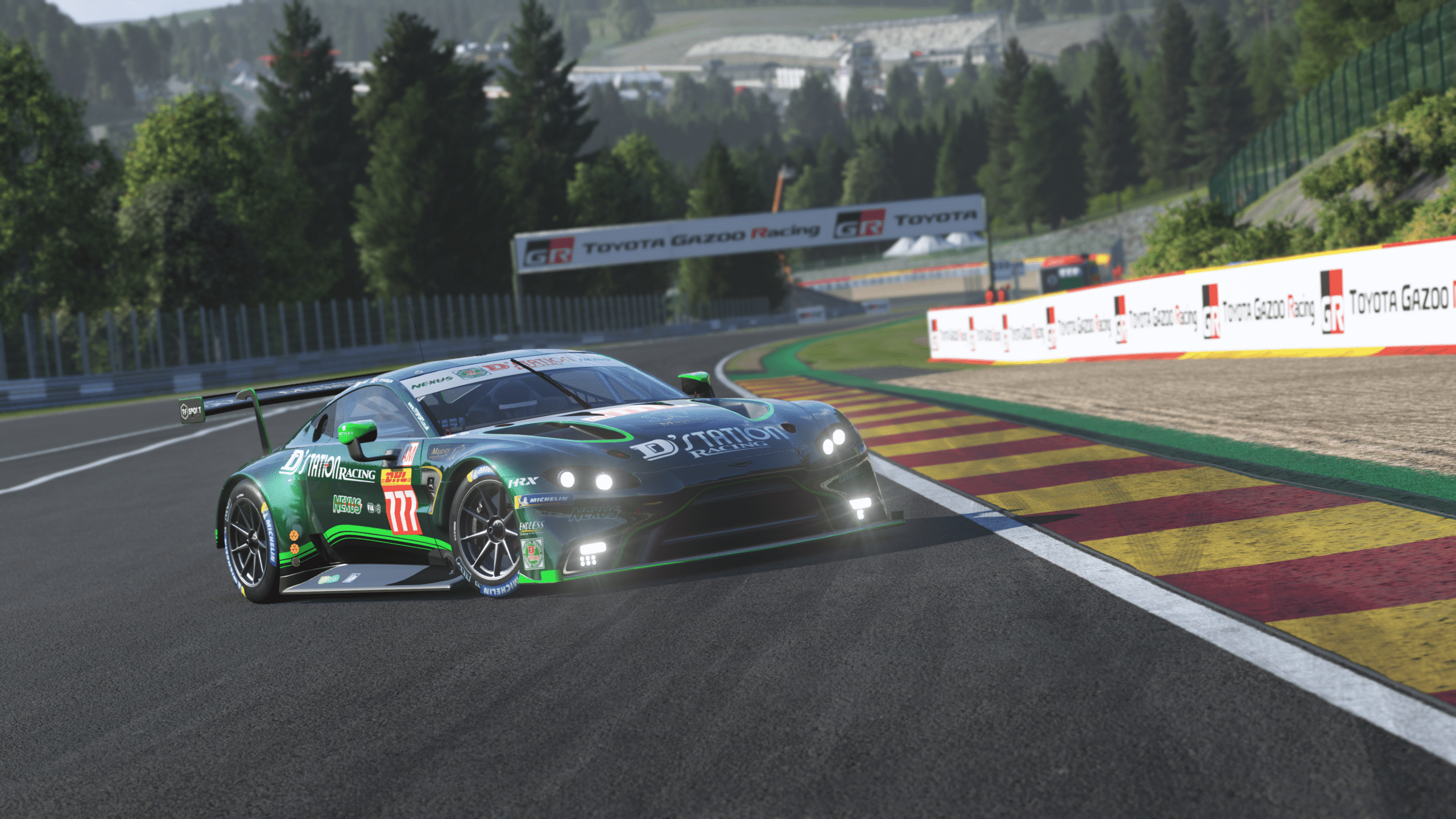 Le Mans Ultimate Aston Martin Vantage AMR - Le Mans Ultimate